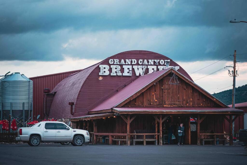 Walk To Gc Train Depot And Route 66, King Beds, Game Room, Bbq, Firepit Williams Luaran gambar