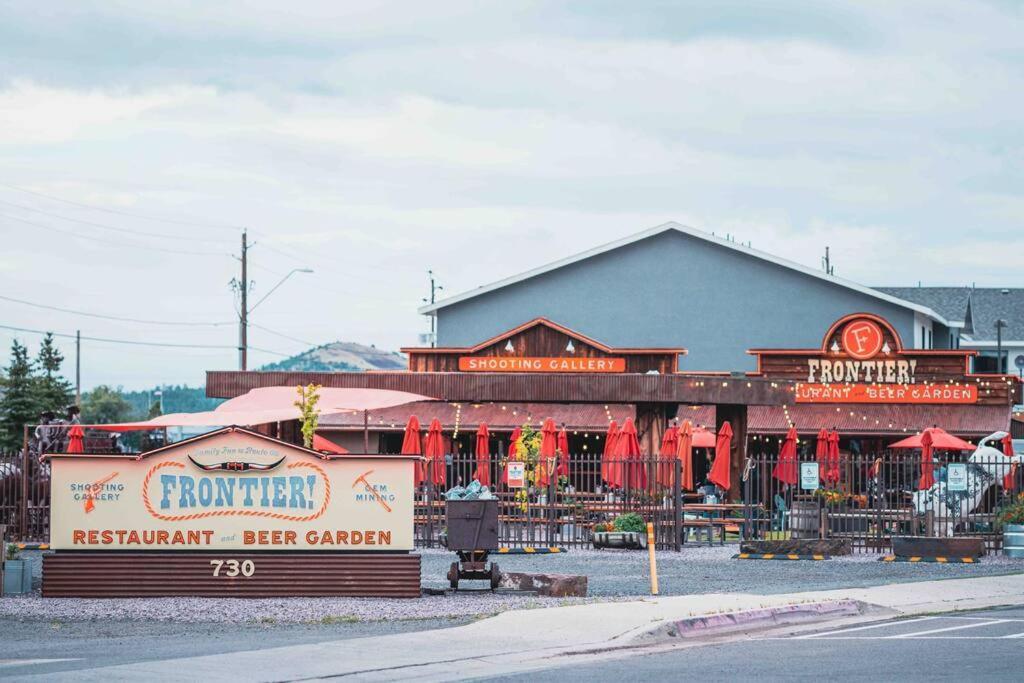Walk To Gc Train Depot And Route 66, King Beds, Game Room, Bbq, Firepit Williams Luaran gambar